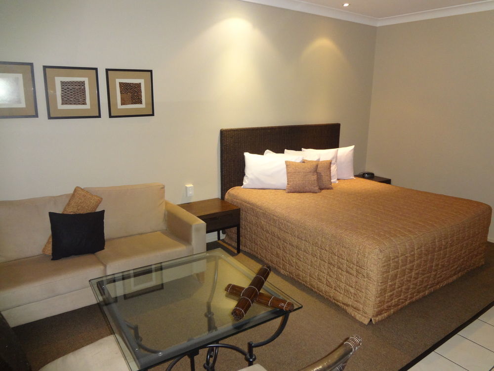 Best Western Bungil Creek Motel Roma Bagian luar foto