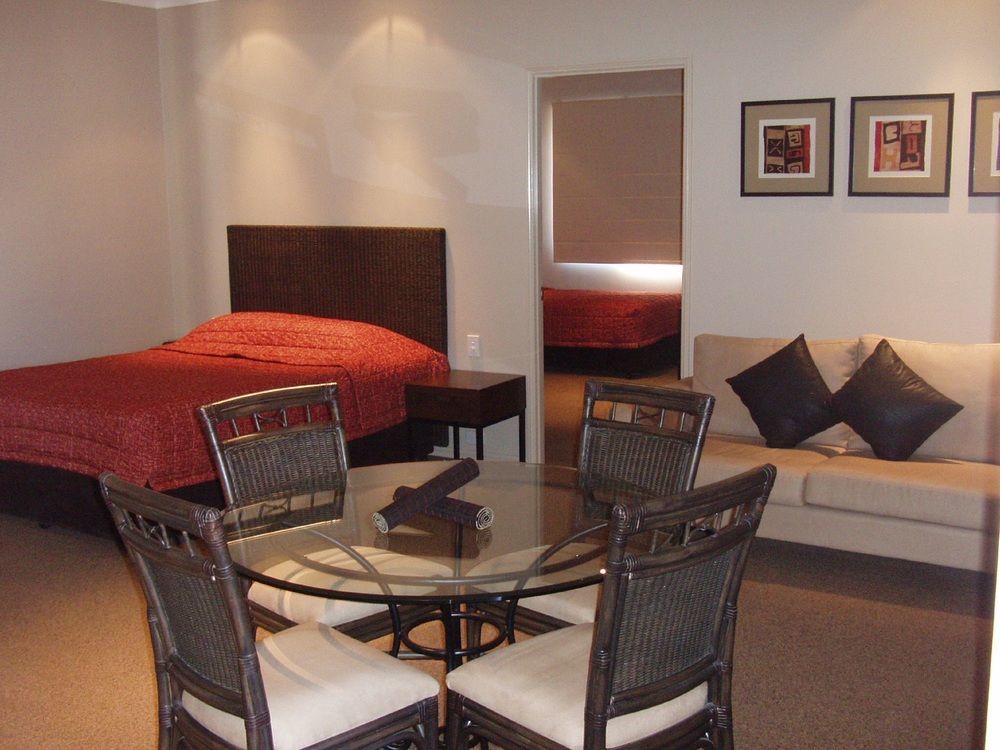 Best Western Bungil Creek Motel Roma Bagian luar foto