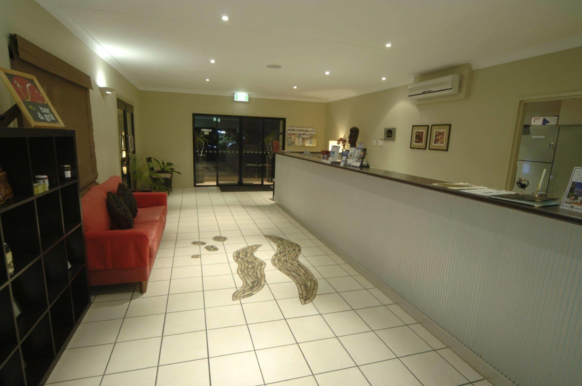 Best Western Bungil Creek Motel Roma Bagian luar foto